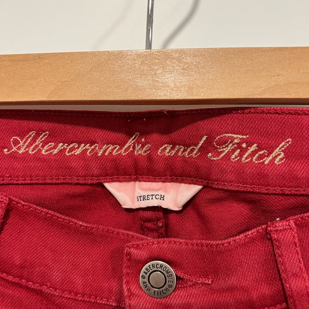 Low rise, Abercrombie skinny red jeans - Picture 3 of 8